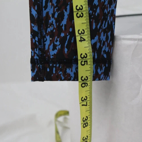 lululemon - Picture 8 of 9